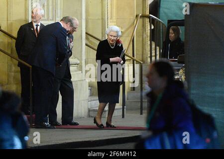 London, England, Vereinigtes Königreich. November 2017. Die königliche Familie nimmt am jährlichen Royal Festival of Remembrance in der Royal Albert Hall Teil Stockfoto