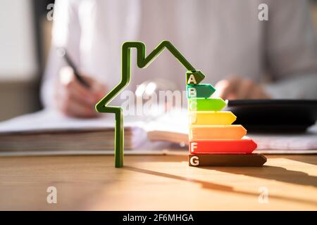 Energieeffiziente Hausbau Audit Und Isolierung Stockfoto