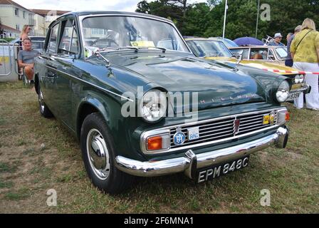 Ein Hillman Minx aus dem Jahr 1964 wurde auf der Oldtimer-Ausstellung an der englischen Riviera in Paignton, Devon, England, Großbritannien, ausgestellt. Stockfoto