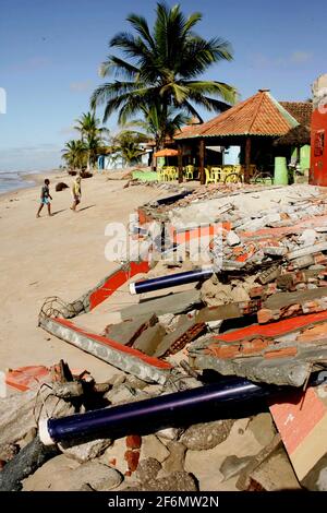 belmonte, bahia / brasilien - 19. juli 2009: In der Stadt Belmonte wird am Meer eine Zerstörung durch Meerwasser beobachtet. *** Lokale Capt Stockfoto