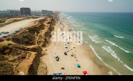 Luftaufnahmen der Küste von Nord-Tel Aviv, Blick nach Süden Stockfoto