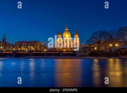 St. Lucas-Kirche am Mariannenplatz Square, Isarauen, München, Bayern, Deutschland, Europa Stockfoto