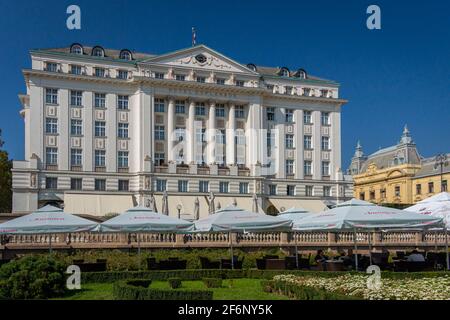 Verzierte Fassade eines Hotels in der Stadt Zagreb, Kroatien Stockfoto