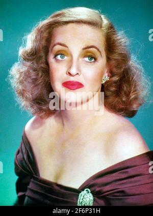 BETTE DAVIS (1908-1989) amerikanische Filmschauspielerin im Jahr 1950 Stockfoto