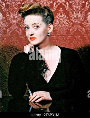 BETTE DAVIS (1908-1989) amerikanische Filmschauspielerin als Regina Giddens in Der Film Little Foxes aus dem Jahr 1941 Stockfoto