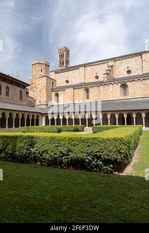 Gärten der Kathedrale von Santa Maria d'Urgell. Katalonien. Stockfoto