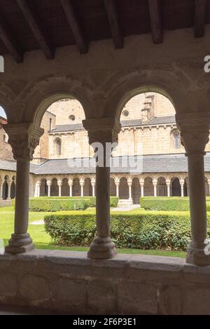 Gärten der Kathedrale von Santa Maria d'Urgell. Katalonien. Stockfoto