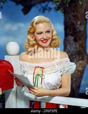 MARILYN MAXWELL (1921-1972) amerikanische Filmschauspielerin um 1943 Stockfoto