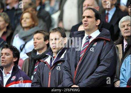 ENGLAND V NEUSEELAND IN TWICKENHAM 21/11/09. MARTIN JOHNSON. BILD DAVID ASHDOWN Stockfoto