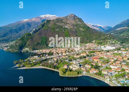 Comer See (IT), Panorama-Luftaufnahme von Dongo und benachbarten Städten Stockfoto