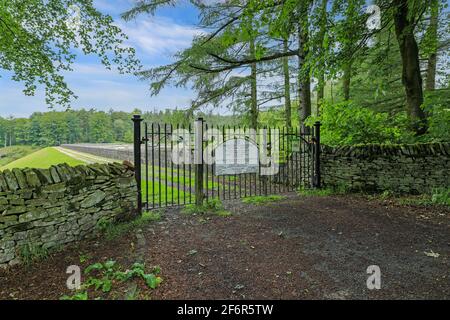 Tore am Eingang zum Trentabank Reservoir, Macclesfield Forest, Ceshire, England, Großbritannien Stockfoto