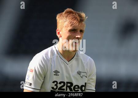 Derby, Großbritannien. April 2021. Louie Sibley #17 von Derby County in Derby, UK am 4/2/2021. (Foto von Conor Molloy/News Images/Sipa USA) Quelle: SIPA USA/Alamy Live News Stockfoto