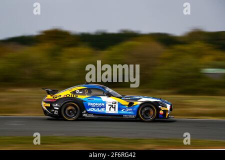 74 JOULIE Enzo (FRA), BAUD Sébastien (FRA), CD Sport, Mercedes-AMG GT4, Aktion beim 1. Lauf des Championnat de France FFSA GT - GT4 France 2021, vom 3. Bis 5. April 2021 auf dem Circuit Paul Armagnac, in Nogaro, Frankreich, Frankreich - Foto Florent Gooden / DPPI Stockfoto