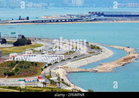 Hong Kong Link Road (香港連接路) entlang der westlichen Küste von Chek Lap Kok, Hong Kong International Airport Stockfoto