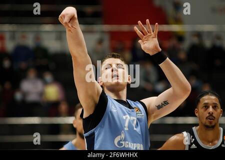 St. Petersburg, Russland. April 2021. Arturas Gudaitis (77) von Zenit in Aktion während der 2020/2021 Turkish Airlines EuroLeague regulären Saison Runde 33, Spiel zwischen BC ASVEL Villeurbanne und Zenit St. Petersburg in der Sibur Arena. (Endergebnis; Zenit St. Petersburg 87:53 ASVEL Villeurbanne) Credit: SOPA Images Limited/Alamy Live News Stockfoto