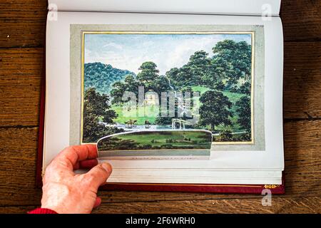 Der Gartenarchitekt Humphrey Rapton hat sich viel Mühe gegeben Die Präsentation und überzeugte viele seiner Kunden mit seinem Rote Bücher Stockfoto