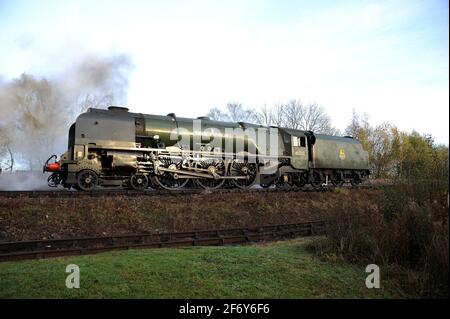 'Duchess of Sutherland' auf dem Schuppen in Butterley. Stockfoto