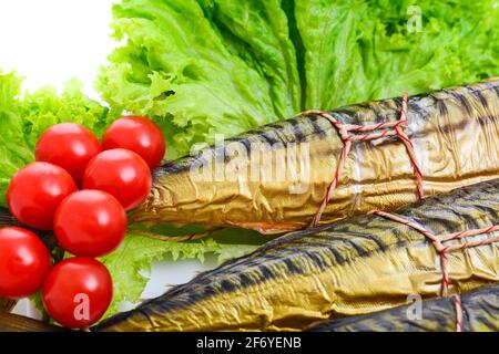 Leckeren geräucherten Fisch auf einer Platte Stockfoto