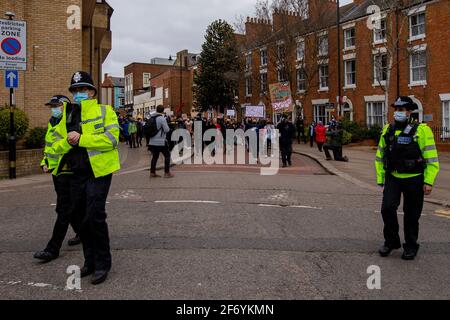 NORTHAMPTON ENGLAND. APRIL. Töten Sie am Samstag, den 3. April 2021, den Bill-Protest in den Northampton und Safer Streets. (Kredit: Leila Coker) Gutschrift: Leila Coker/Alamy Live News Stockfoto