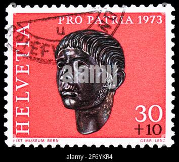 MOSKAU, RUSSLAND - 18. JANUAR 2021: In der Schweiz gedruckte Briefmarke zeigt Gallenkopf aus Prilly (Römerzeit), Serie Pro Patria 1973, um 1973 Stockfoto