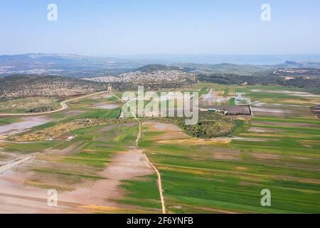 Beit Netofa Tal mit überfluteten landwirtschaftlichen Feldern in Israel unteren Galilee, Luftansicht. Stockfoto