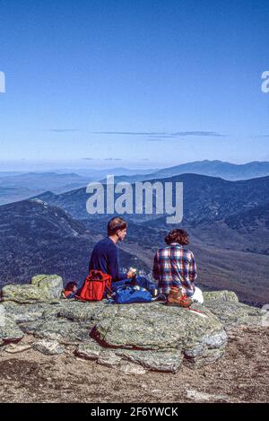 Wanderer auf dem Franconia Ridge Trail in New Hampshire Stockfoto