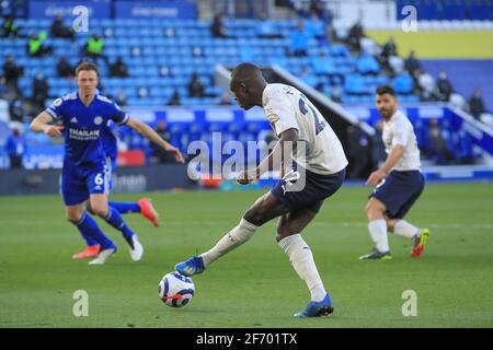 Leicester, Großbritannien. April 2021. Benjamin Mendy #22 von Manchester City kommt am 4/3/2021 in Leicester, Großbritannien, in den Kasten. (Foto von Mark Cosgrove/News Images/Sipa USA) Quelle: SIPA USA/Alamy Live News Stockfoto