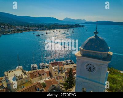 Luftaufnahme der Kapelle auf der Insel Poros. Griechenland im Sommer Stockfoto