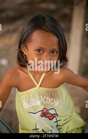 Porträt eines philippinischen Mädchens, Bantayan Insel, Cebu, Philippinen. Stockfoto