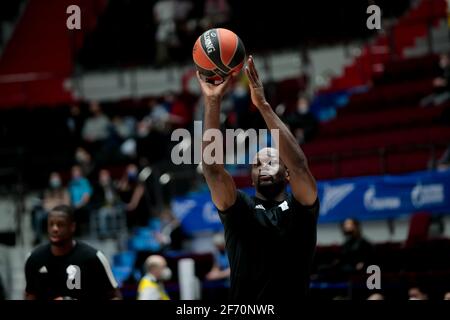 02-04-2021: Basketbal: BC Zenit Saint Petersburg / LDLC ASVEL Villeurbanne: Sint Petersburg SAINT PETERSBURG, RUSSLAND - APRIL 2: Moustapha Fall von LDLC Stockfoto