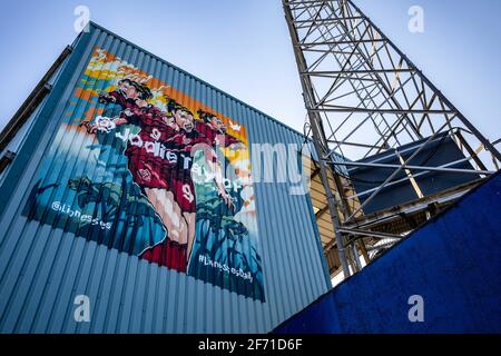 Birkenhead, Großbritannien. April 2021. Rund um das Prenton Park Stadium während des Spiels der FA Womens Championship League zwischen Liverpool und Lewes im Prenton Park Stadium in Birkenhead, England. Kredit: SPP Sport Pressefoto. /Alamy Live News Stockfoto