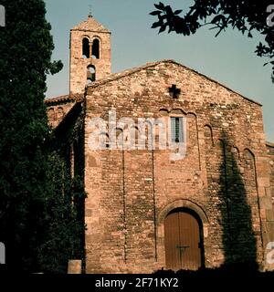 IGLESIA DE SANTA MARIA DE TARRASA CONSTRUIDA EN EL SIGLO IX Y EN EL SIGLO XII - CONJUNTO EXTERIOR INFLUENCIA LOMBARDA - FOTO AÑOS 80. Lage: MARIENKIRCHE. Terrassa. Barcelona. SPANIEN. Stockfoto