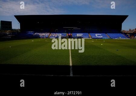 Birkenhead, Großbritannien. April 2021. Prenton Park während des Spiels der FA Womens Championship League zwischen Liverpool und Lewes im Prenton Park Stadium in Birkenhead, England. Kredit: SPP Sport Pressefoto. /Alamy Live News Stockfoto