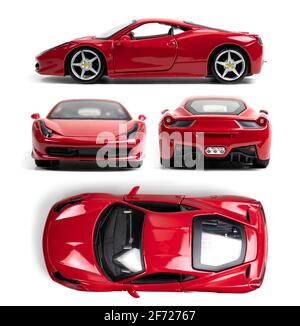 Ukraine. Dnipro. 15. november 2020. Modell eines roten Sportwagens Ferrari auf weißem Hintergrund. Blick von allen Seiten. Stockfoto