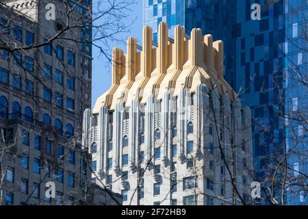 Trump Parc Condominiums, ehemals Barbizon-Plaza Hotel, ein Art déco-Wahrzeichen im Central Park South 106, entworfen von Laurence Emmons. Stockfoto