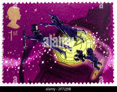 MOSKAU, RUSSLAND - 22. DEZEMBER 2020: Die in Großbritannien gedruckte Briefmarke zeigt Wendy John & Michael, Peter Pan Serie, um 2002 Stockfoto