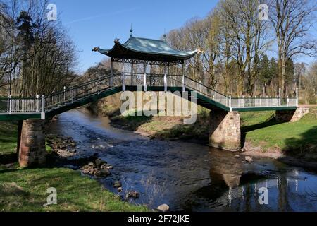 Dragon Detail auf der Chinesischen Brücke, Dumfries House Anwesen, Cumnock, Schottland Stockfoto