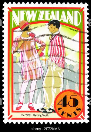 MOSKAU, RUSSLAND - 22. DEZEMBER 2020: Die in Neuseeland gedruckte Briefmarke zeigt Flaming Youth, Neuseeland in der Serie der 1920er Jahre, um 1992 Stockfoto