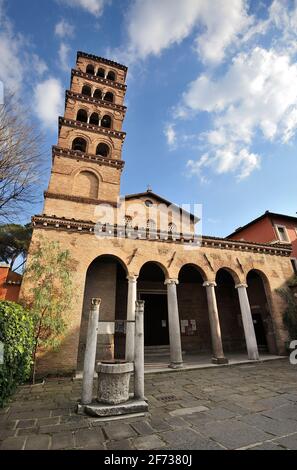 Italien, Rom, Kirche San Giovanni a Porta Latina Stockfoto