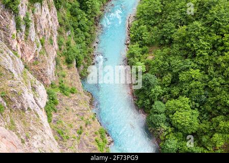 Canyon des Flusses Tara. Der Durmitor Nationalpark. Es liegt im Nordwesten Montenegros in der Gemeinde Zabljak. Europa Stockfoto