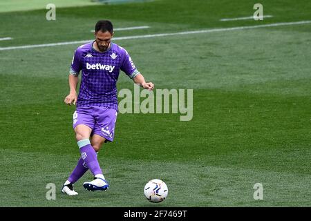 ELCHE, SPANIEN - 4. APRIL: Victor Ruiz von Real Betis während des La Liga Santander-Spiels zwischen Elche CF und Real Betis im Estadio Manuel Martinez Valero Stockfoto