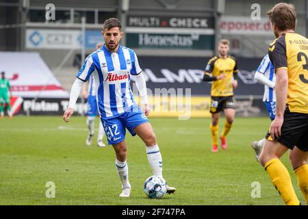 Horsens, Dänemark. April 2021. Bashkim Kadrii (12) von ob beim 3F Superliga-Spiel zwischen AC Horsens und Odense Boldklub in der Casa Arena in Horsens. (Foto: Gonzales Photo/Alamy Live News Stockfoto