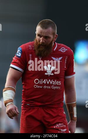 Llanelli, Großbritannien. April 2021. Jake Ball of Scarlets sieht gut aus. European Rugby Champions Cup, Runde von 16 Spiel, Scarlets V Sale Sharks im Parc y Scarlets Stadium in Llanelli, South Wales am Sonntag, 4. April 2021. PIC von Andrew Orchard/Andrew Orchard Sports Photography/Alamy Live News Credit: Andrew Orchard Sports Photography/Alamy Live News Stockfoto