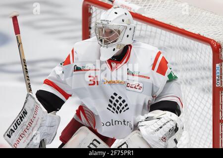 03. April 2021, Hessen, Frankfurt/Main: Torwart Felix Bick (EC Bad Nauheim, 31). DEL 2 Eishockey-Spiel zwischen dem Löwen Frankfurt und dem EC Bad Nauheim am 3. April 2021 in der Eissporthalle Frankfurt am Main. Foto: Jürgen Kessler/Kessler-Sportfotografie/dpa Stockfoto