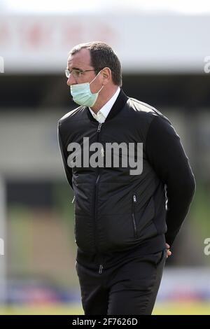 Nailsworth, Großbritannien. April 2021. Gary Bowyer Manager von Salford City während des Spiels der EFL Sky Bet League 2 zwischen Forest Green Rovers und Salford City am 5. April 2021 im New Lawn, Nailsworth, England. Foto von Dave Peters. Nur zur redaktionellen Verwendung, Lizenz für kommerzielle Nutzung erforderlich. Keine Verwendung bei Wetten, Spielen oder Veröffentlichungen einzelner Clubs/Vereine/Spieler. Kredit: UK Sports Pics Ltd/Alamy Live Nachrichten Stockfoto