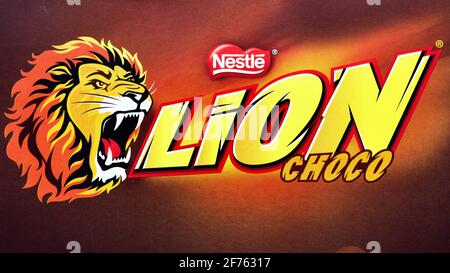 Nestle Lion Schokoladenei Stockfoto