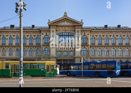 HELSINKI, Finnland - 23. Juli 2013: Fassade des Kunstmuseum Ateneum Stockfoto