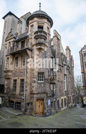 Das Schriftstellermuseum auf Lady Stairs Close Off Lawnmarket in der Altstadt von Edinburgh, Schottland, Großbritannien Stockfoto