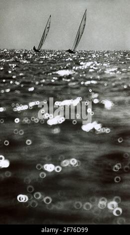 Segeln auf einem glitzernden Meer in Biscayne Bay, Miami, Florida. Stockfoto