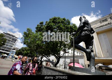 salvador, bahia / brasilien - 8. Oktober 2019: Skulptur von Zumbi dos Palmares in der Praça da SE. *** Ortsüberschrift *** Stockfoto